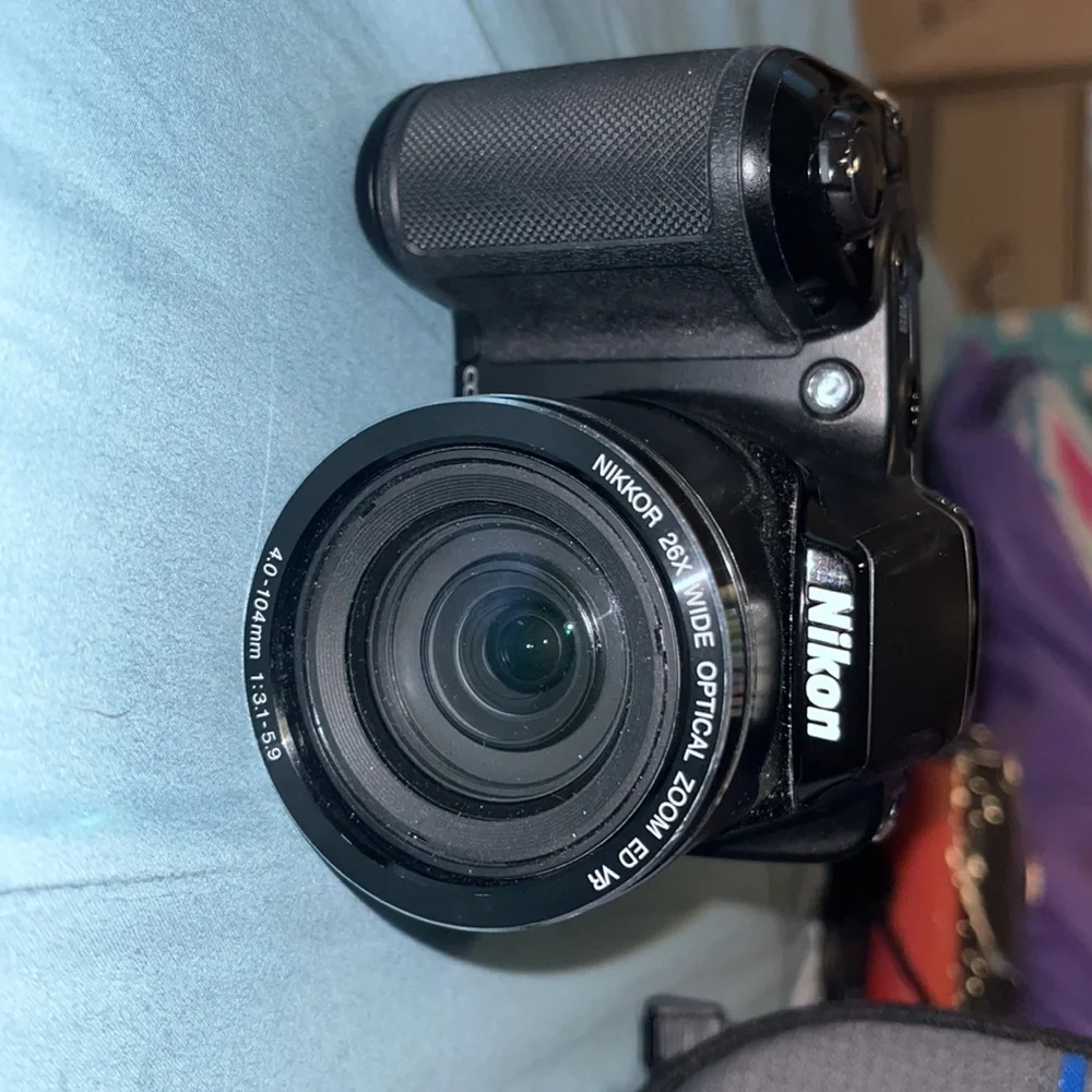 Nikon Coolpix L330 26x Optical Zoom with Carrying Bag